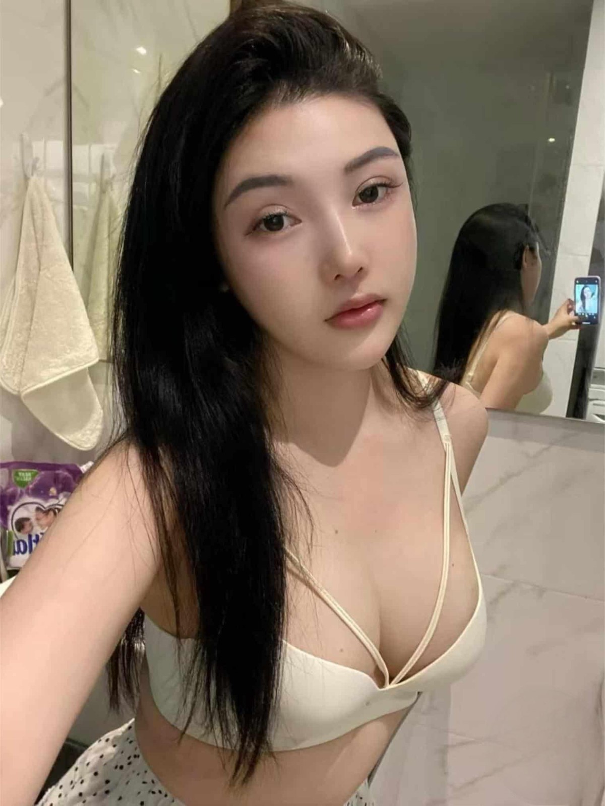 Isabella - Professional Massage Therapist